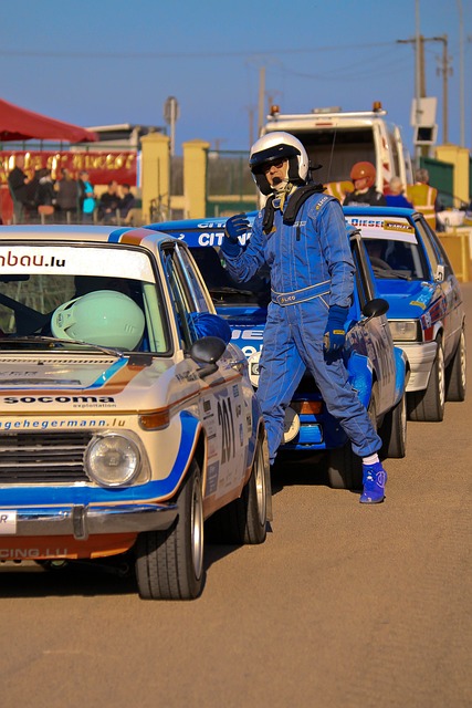 广东拼下广厦 迎3喜1忧！莫兰德肯拼命+徐昕爆发，伯克太水了.